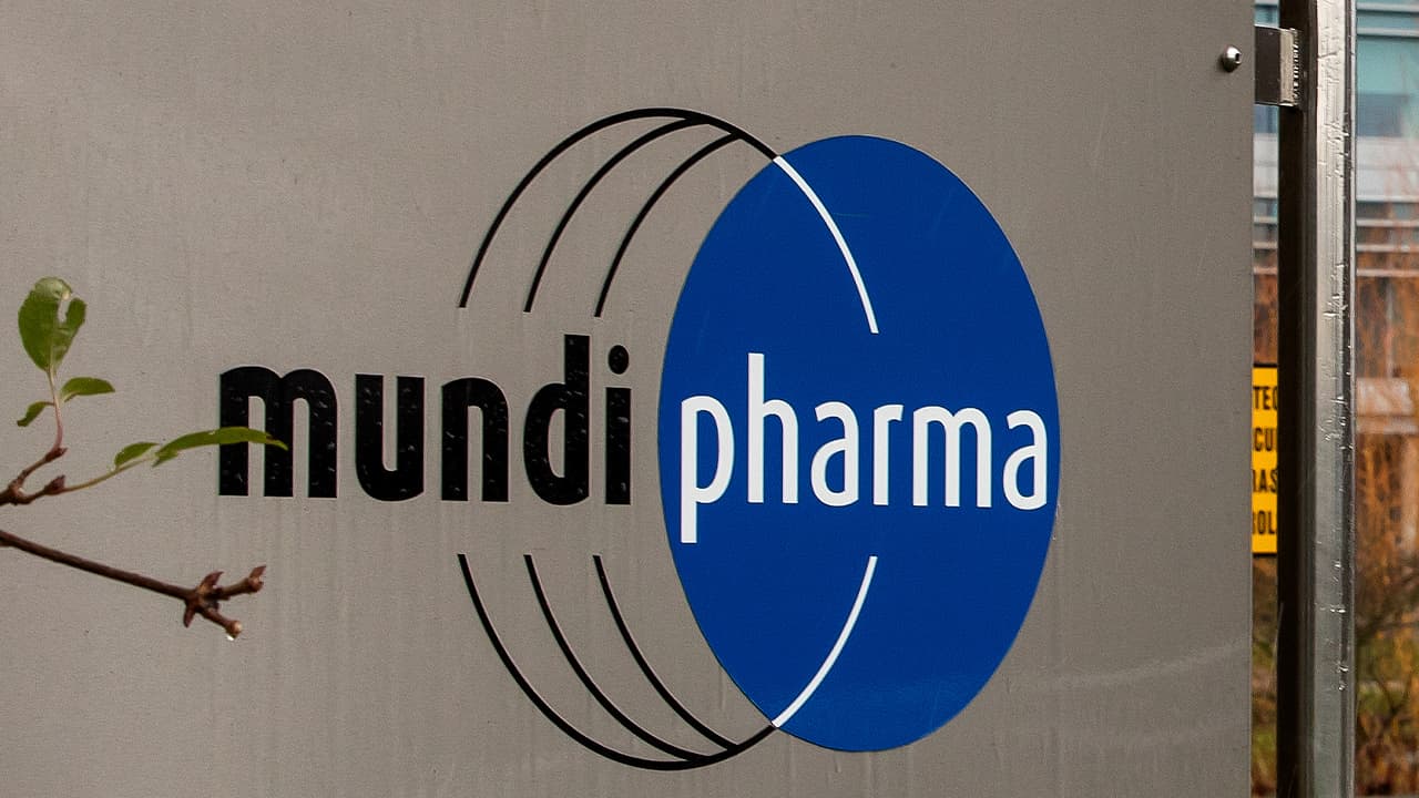 Photo of a sign at the Mundipharma International headquarters at Cambridge Science Park in England