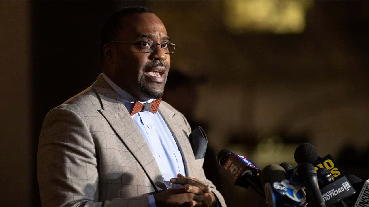 Photo of Michael Thomas' attorney Montell Figgins