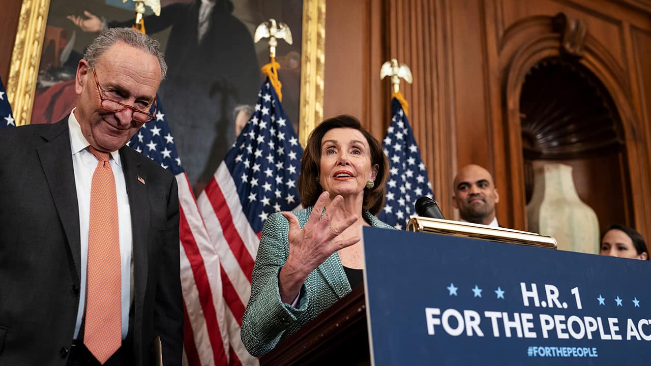 Photo of Senate Minority Leader Chuck Schumer, D-N.Y., left, and Speaker of the House Nancy Pelosi 