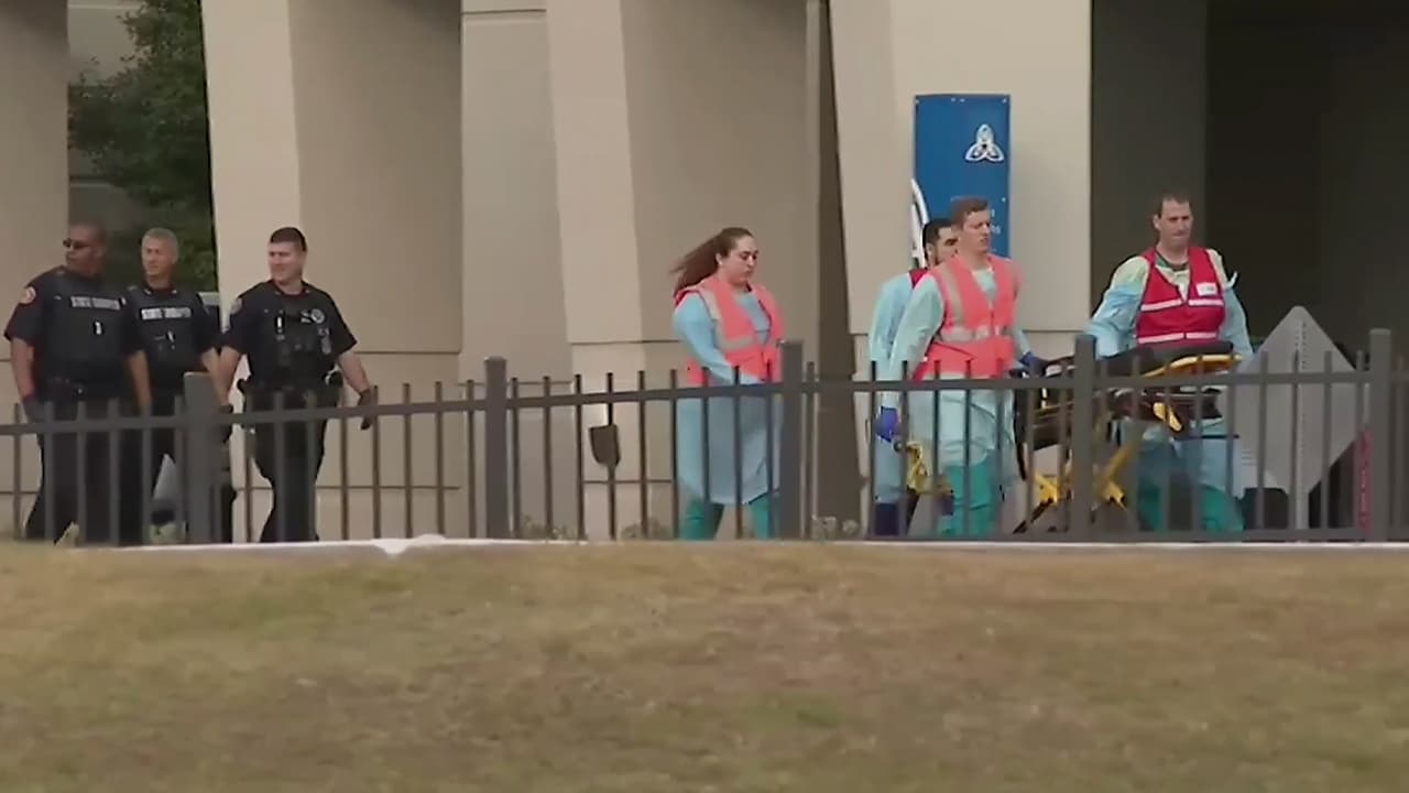 Photo of emergency responders near the Naval Air Base Station in Pensacola, Fla.