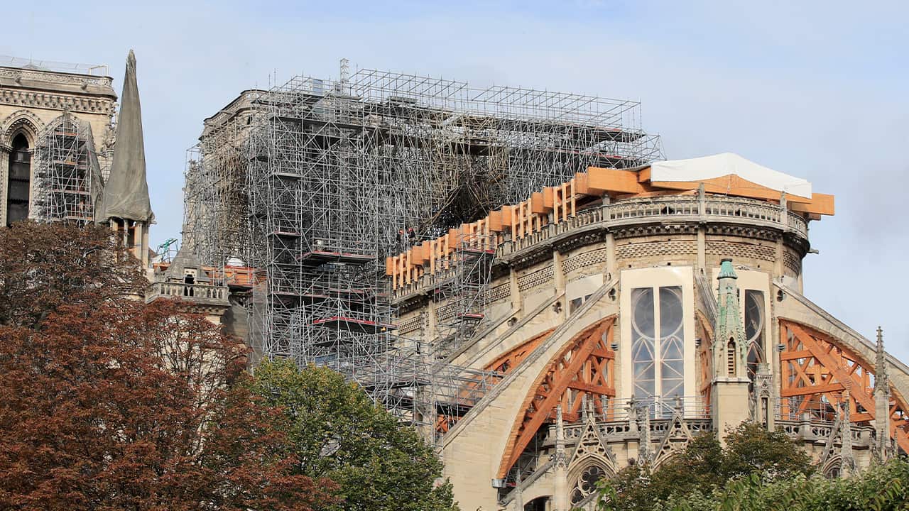 Photo of the Notre Dame cathedral in Paris