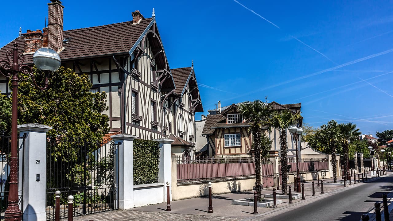 Photo of housing in Paris, France