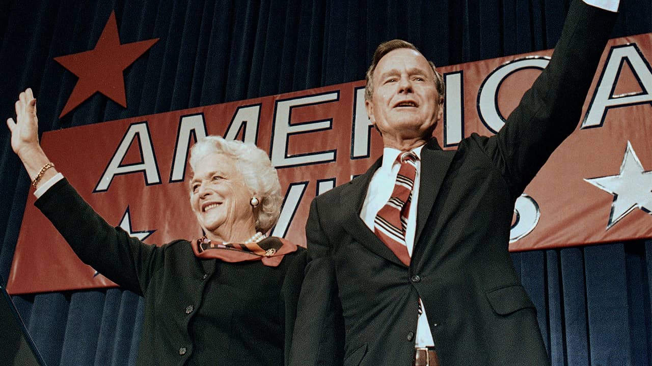 Photo of George H.W. Bush and Barbara Bush