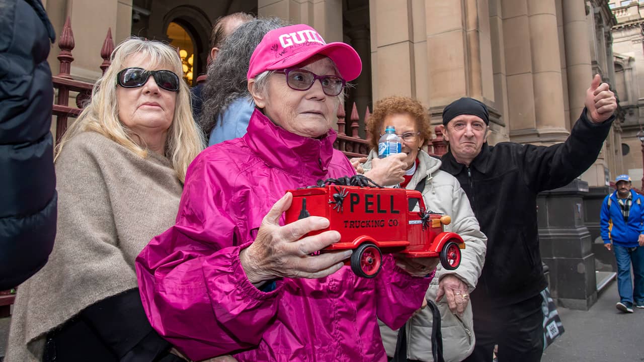 Photo of supporters of abuse victims 