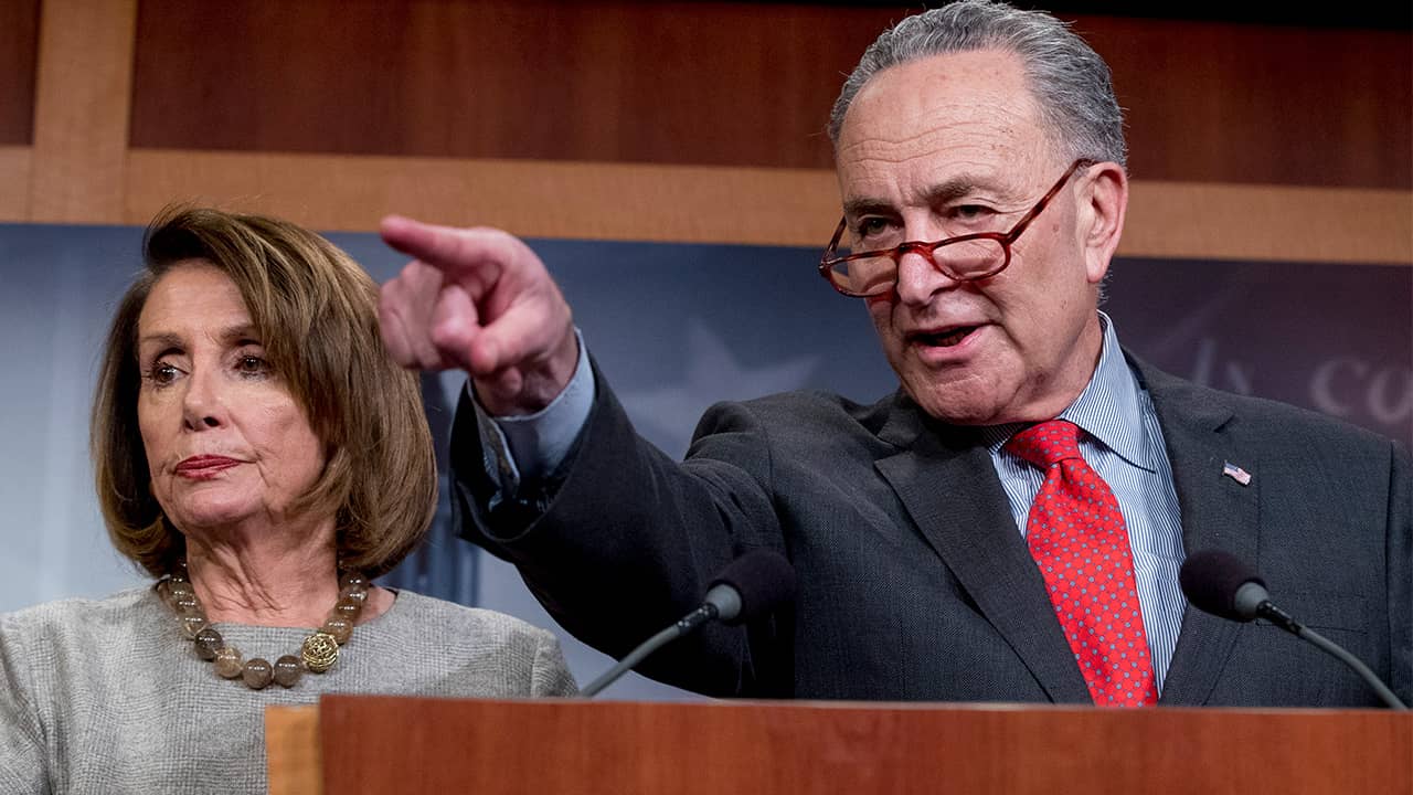 Photo of Nancy Pelosi and Chuck Schumer