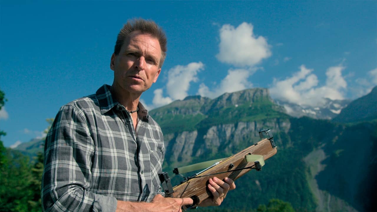 Photo of host Phil Keoghan