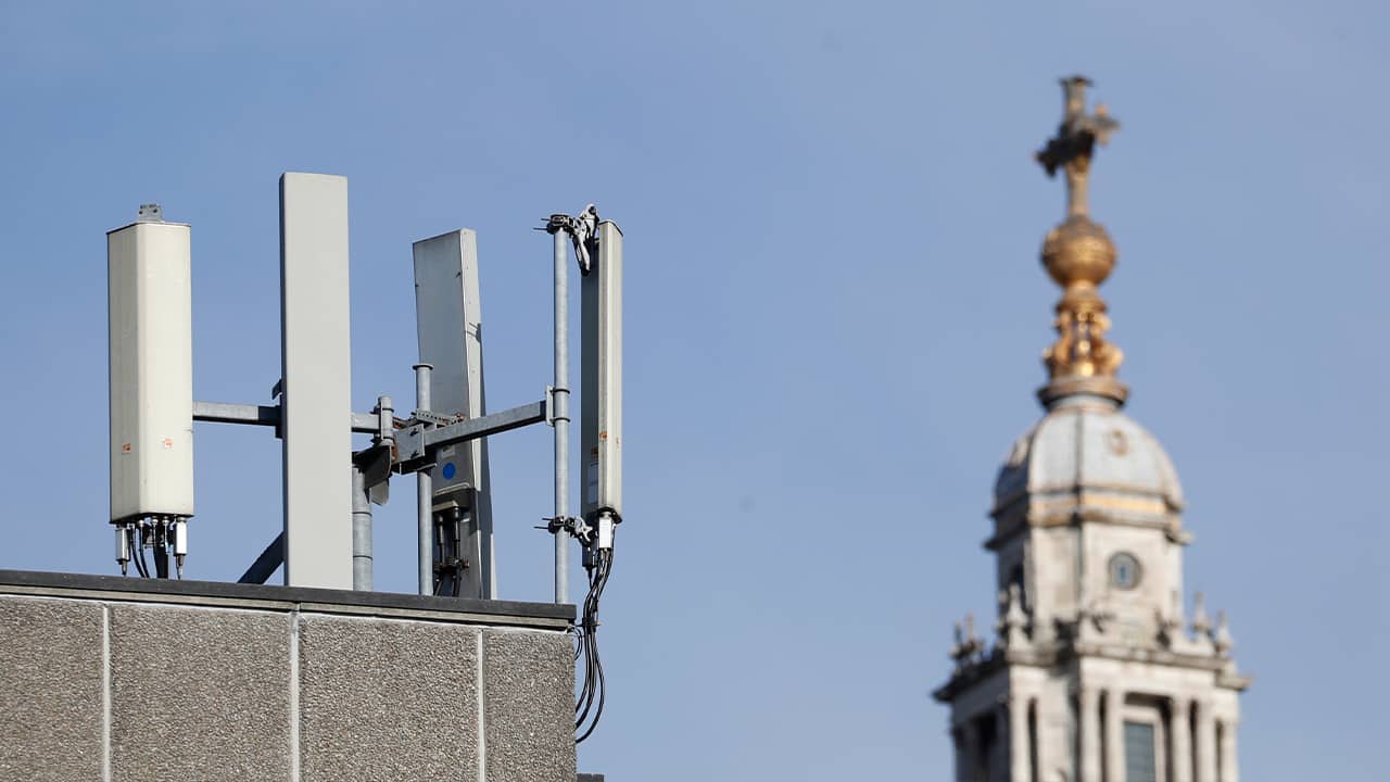 Photo of mobile network phone masts in front of St Paul's Cathedral in the City of London