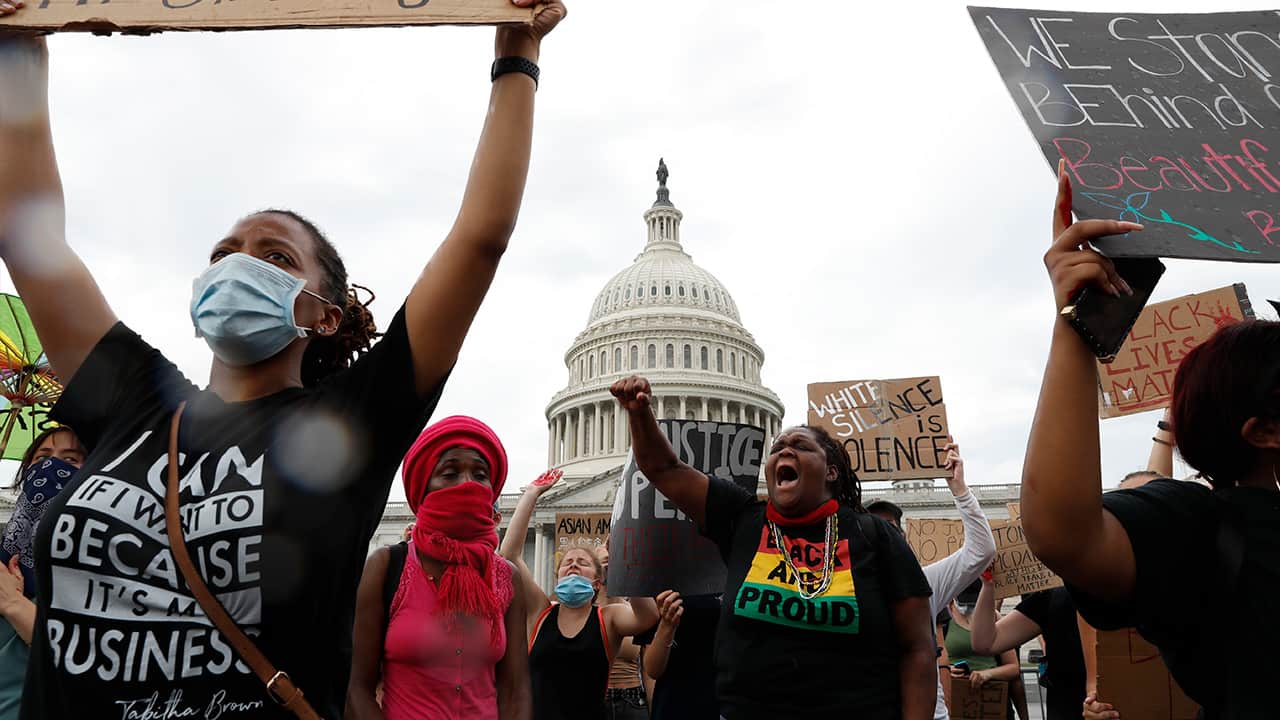 Photo of protesters in Washington