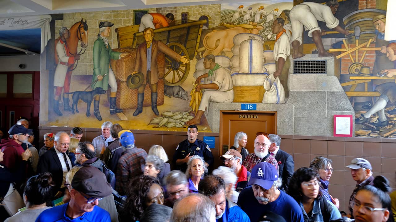 Photo of mural at George Washington High School