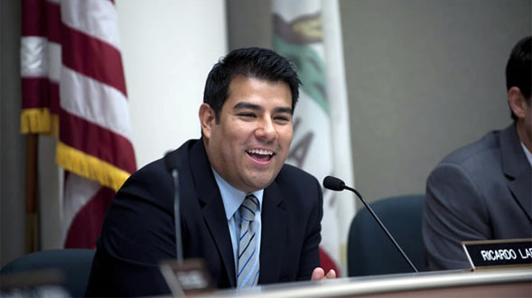 Photo of Ricardo Lara