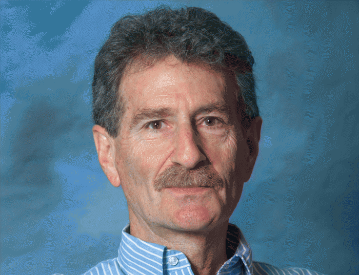 Portrait of author Rob Ruck