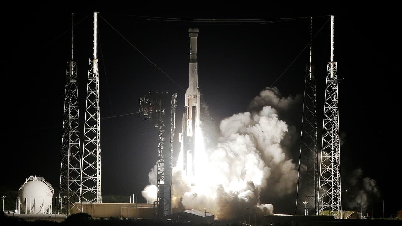 Photo of Atlas V rocket launch 