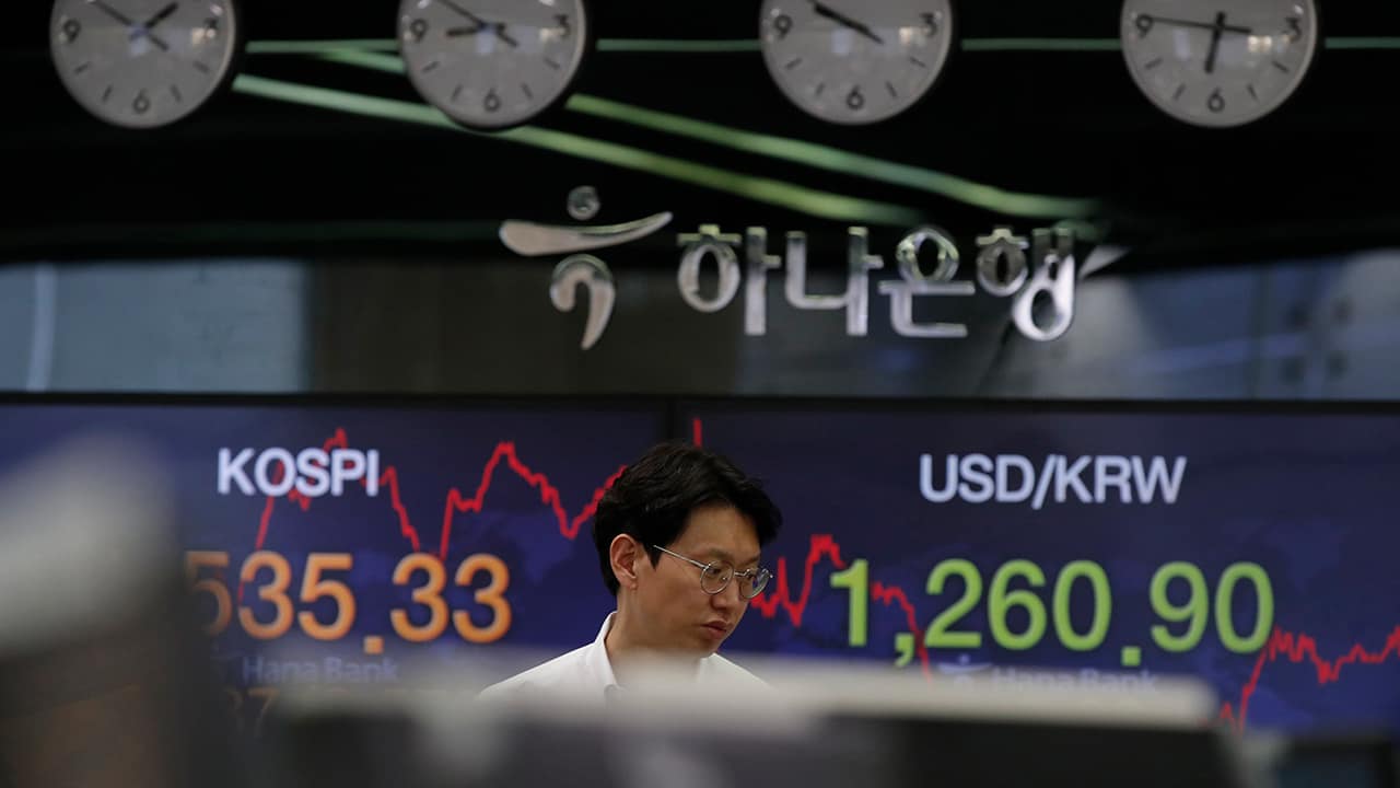 Photo of a currency trader 