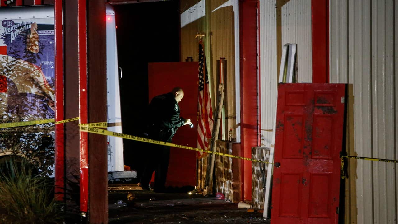 Photo of authorities working a crime scene