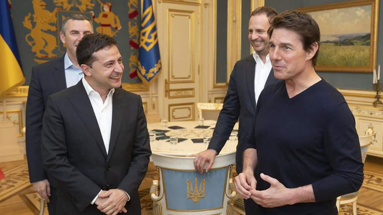 Photo of Ukrainian President Volodymyr Zelenskiy and American actor, film director and producer Tom Cruise