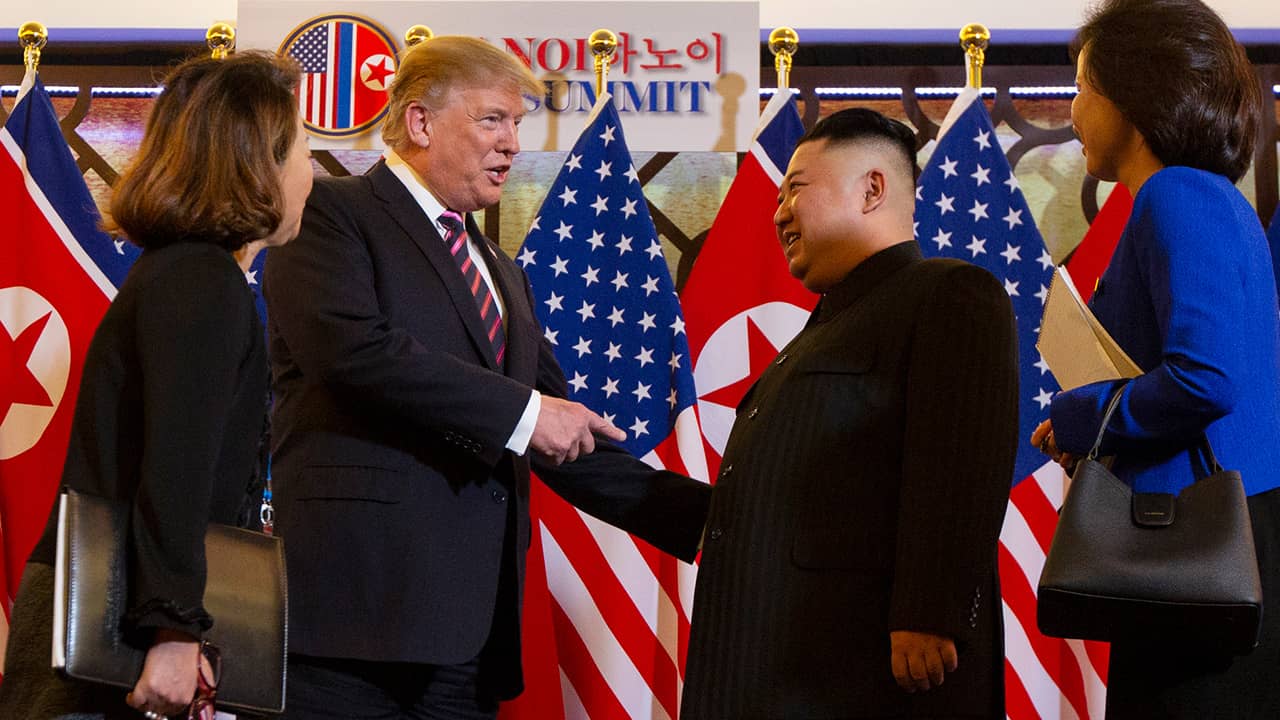 Photo of Donald Trump and Kim Jong Un
