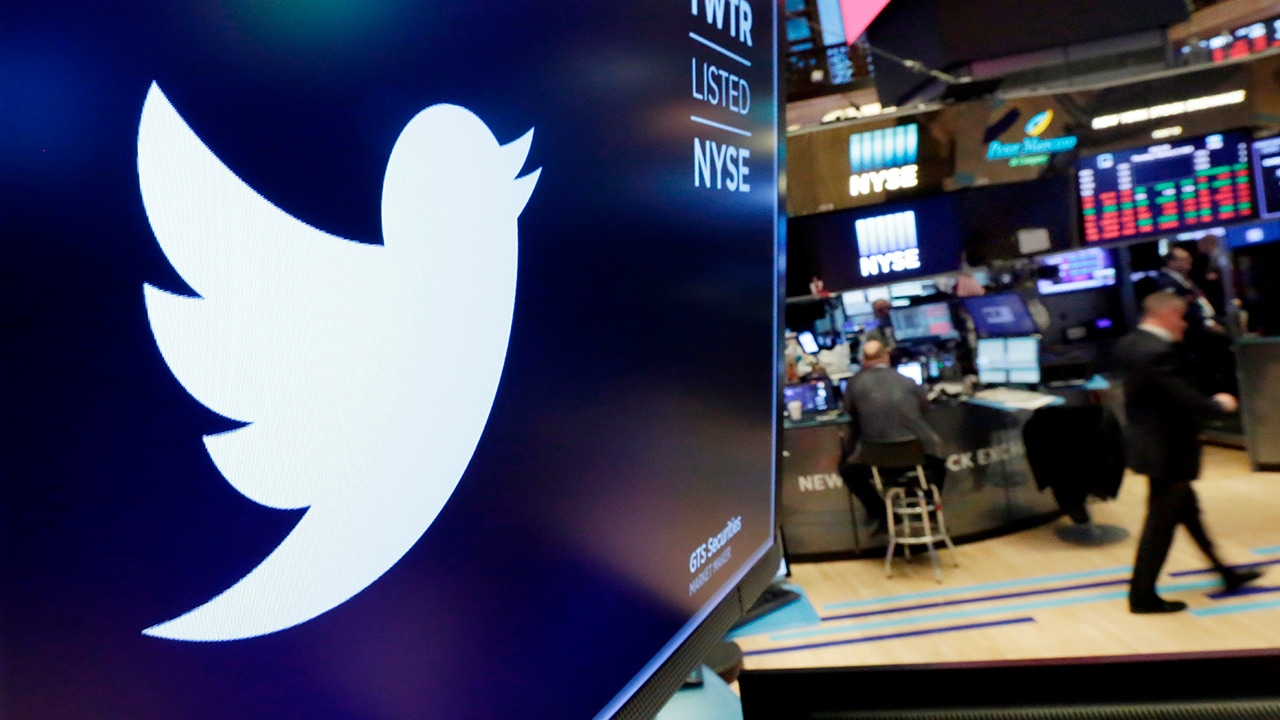 Photo of Twitter bird at NYSE