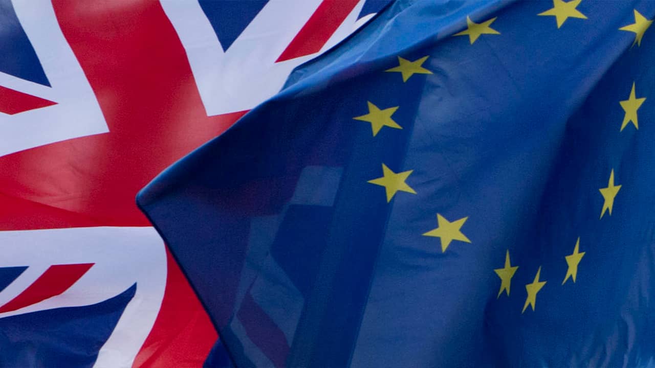 Photo of UK and EU flags 