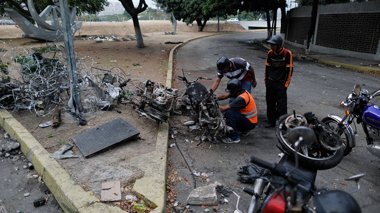 Photo of burned motorcycles in Venezuela