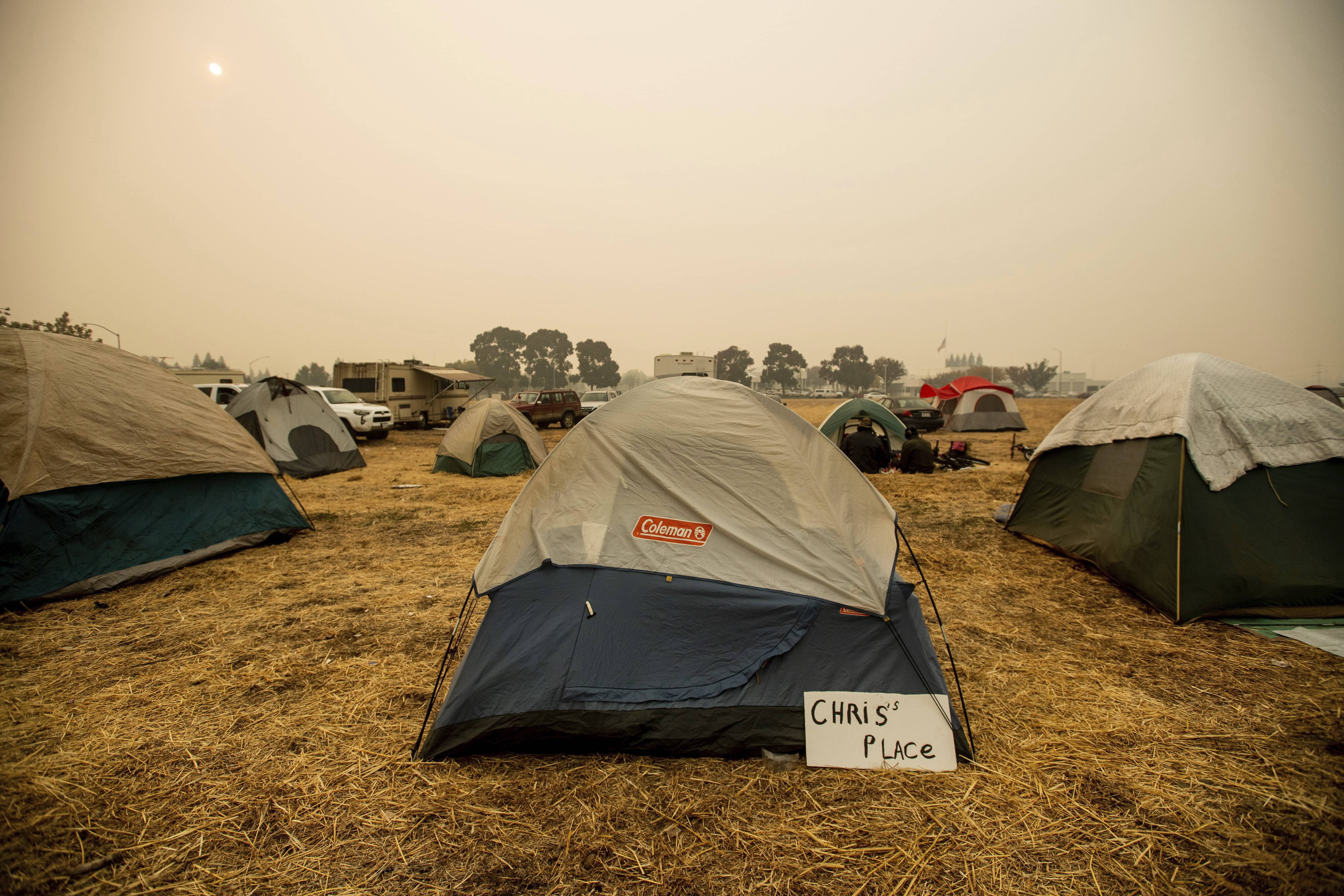 Photo of wildfire victims' tents