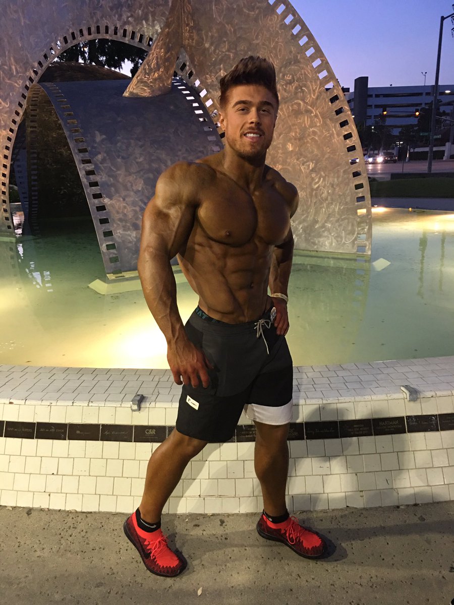 Photo of bodybuilder Zach Armas