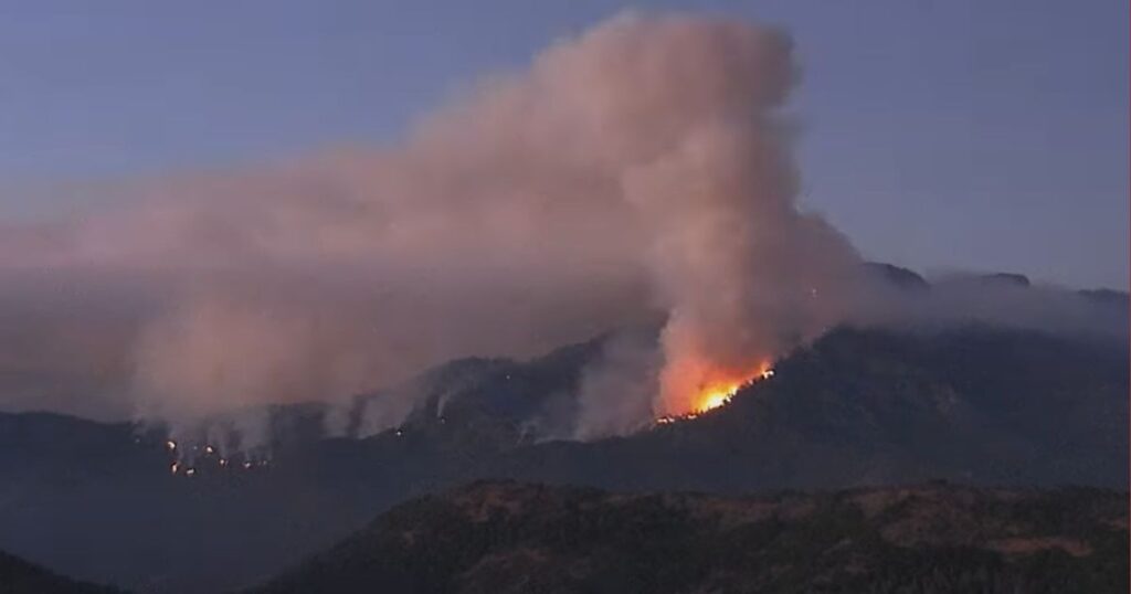 Coffee Pot Fire Grows to More Than 5,500 Acres in Tulare County