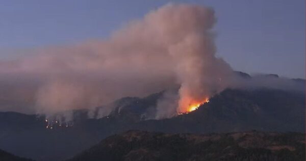 Coffee Pot Fire Grows to More Than 5,500 Acres in Tulare County
