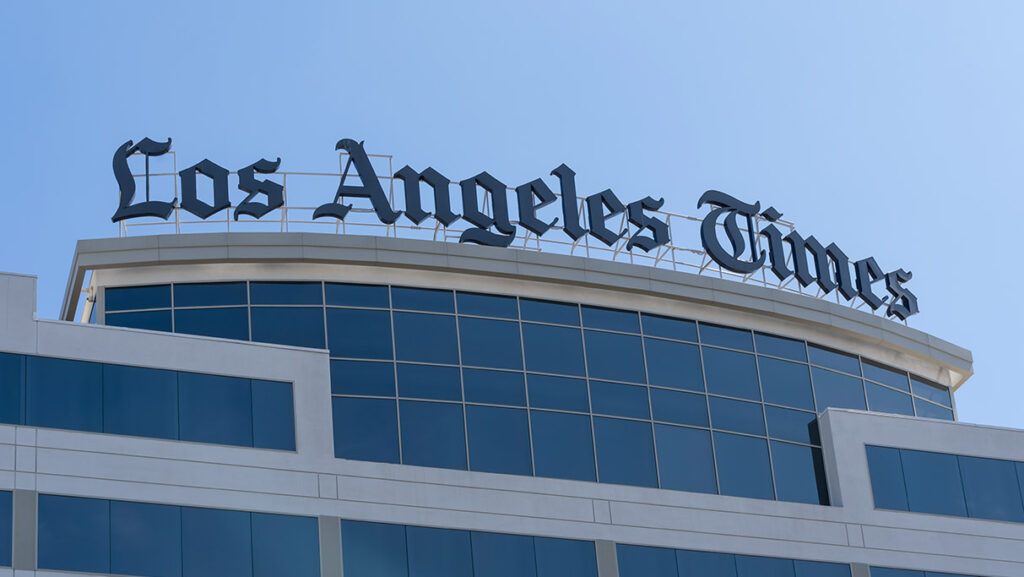 Los Angeles Times Editorials Editor Resigns After Newspaper Withholds ...