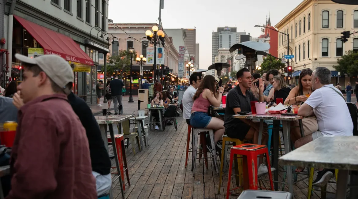 Outdoor dining in San Diego, California