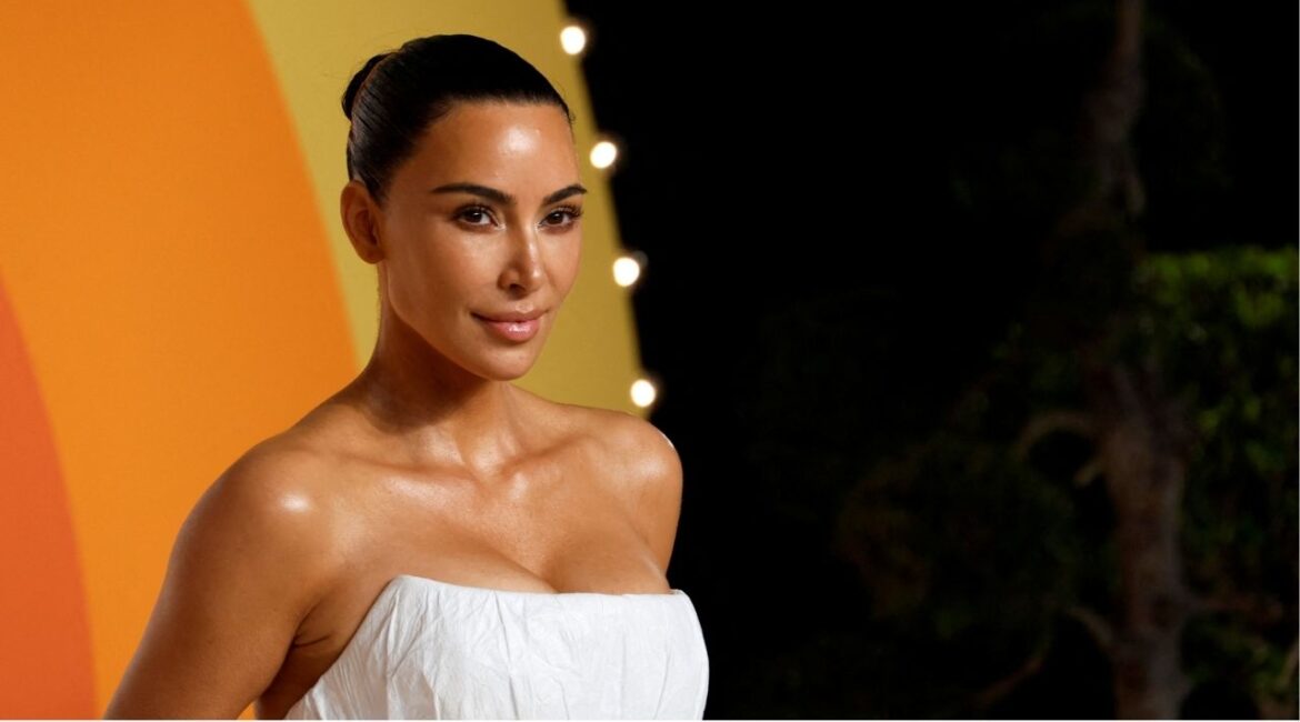 Kim Kardashian arrives at the Vanity Fair Oscars party after the 97th Academy Awards, in Beverly Hills, California, U.S., March 2, 2025. (REUTERS/Danny Moloshok/File Photo)
