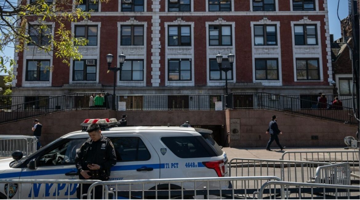 Officers with the New York Police Department outside the Chabad Lubavitch World Headquarters in the Crown Heights neighborhood of Brooklyn, on Monday, April 28, 2025. The Police Department said it was preparing for new protests in Brooklyn on Monday after a woman was verbally and physically assaulted by hundreds of pro-Israel demonstrators there last week. (Victor J. Blue/The New York Times)