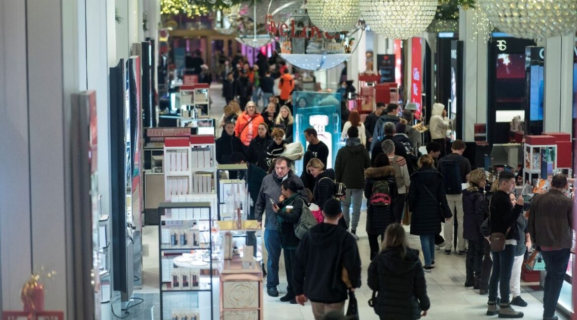 People look for presents at the Macy’s flagship store during the holiday season in New York City, U.S., December 10, 2023. REUTERS/Eduardo Munoz/File Photo