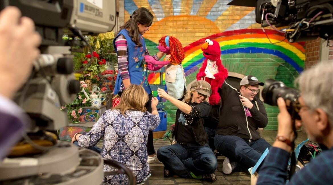 Production of an episode of “Sesame Street” at the Kaufman Studios in the Astoria neighborhood of Wueens on Oct. 12, 2018. “Sesame Street,” the 56-year-old institution of children’s television, has signed a new distribution deal with Netflix, as well as a separate deal with PBS, the show announced on Monday, May 19, 2025. (Jonah Markowitz/The New York Times)
