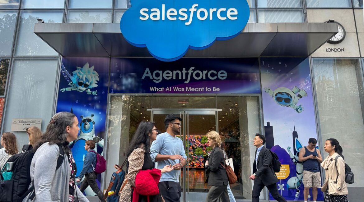 Salesforce Tower in New York