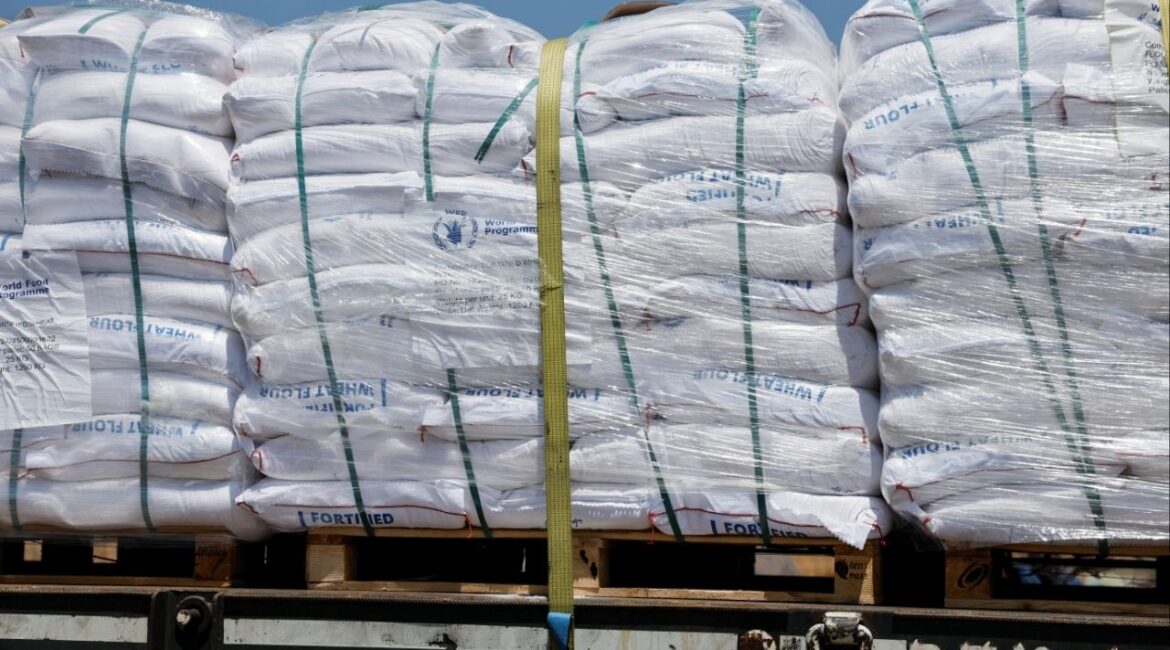 A view of an aid truck entering from Israel into Gaza, near the Kerem Shalom crossing near the Israeli-Gaza border, May 21, 2025. REUTERS/Amir Cohen/File Photo