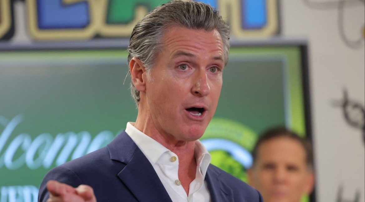 California Governor Gavin Newsom gestures while speaking, as he announces the Golden State Literacy Plan and deployment of literacy coaches statewide, at the Clinton Elementary School in Compton, California, U.S. June 5, 2025. REUTERS/Daniel Cole/File Photo