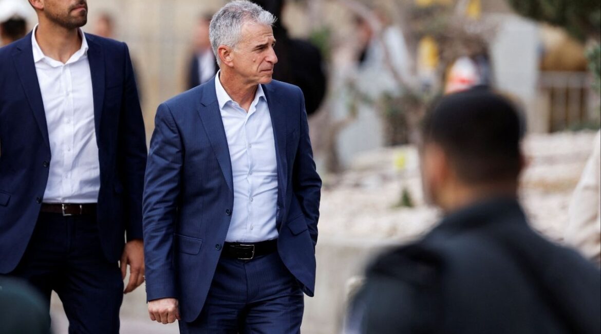 David Barnea, the head of the Israeli Mossad attends an honor guard ceremony for Israel's incoming military chief Herzi Halevi at Israel's Defence Ministry in Tel Aviv, Israel January 16, 2023. (Reuters/Amir Cohen)