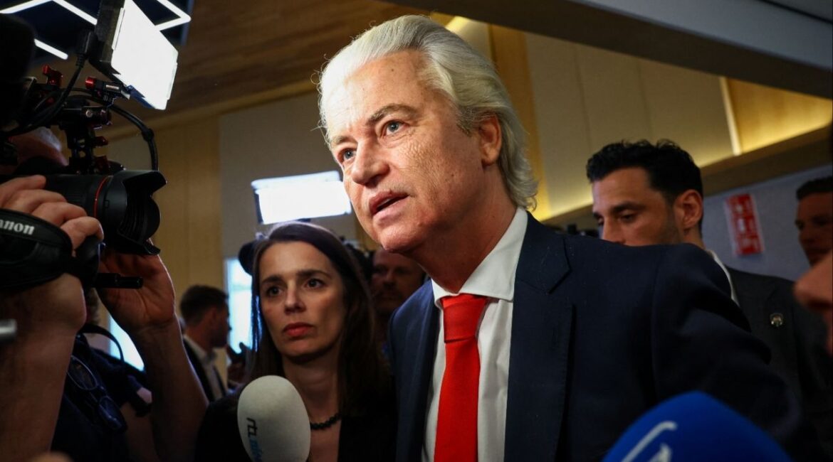Dutch far-right leader Geert Wilders speaks to the media following his decision to leave the governing coalition, in The Hague, Netherlands, June 3, 2025. REUTERS/Piroschka van de Wouw