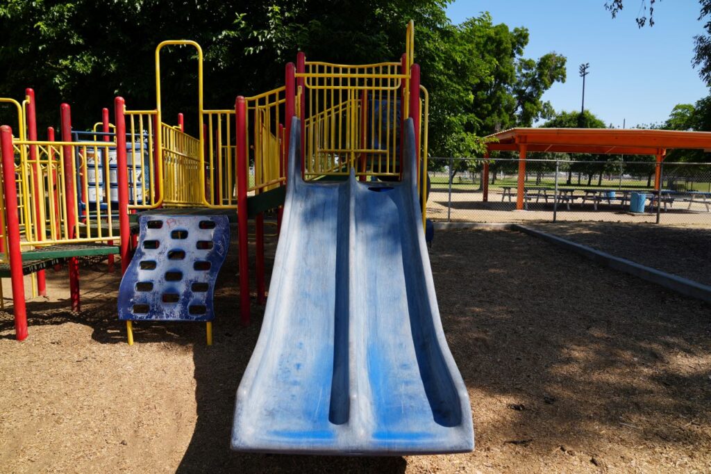 Calwa_Park_Beaten_Up_Slide_1280x853