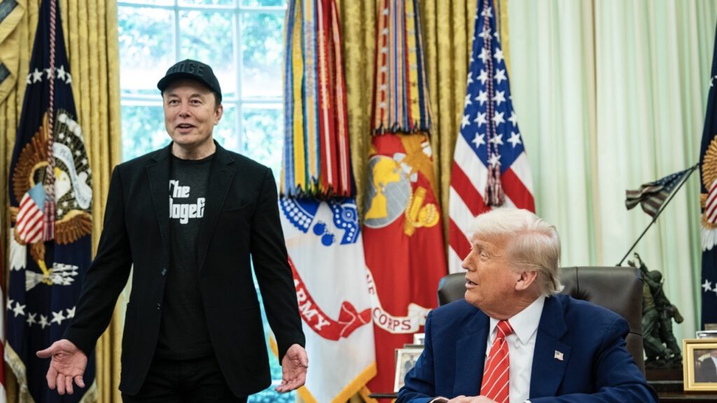 Image of Elon Musk and Donald Trump together in the White House