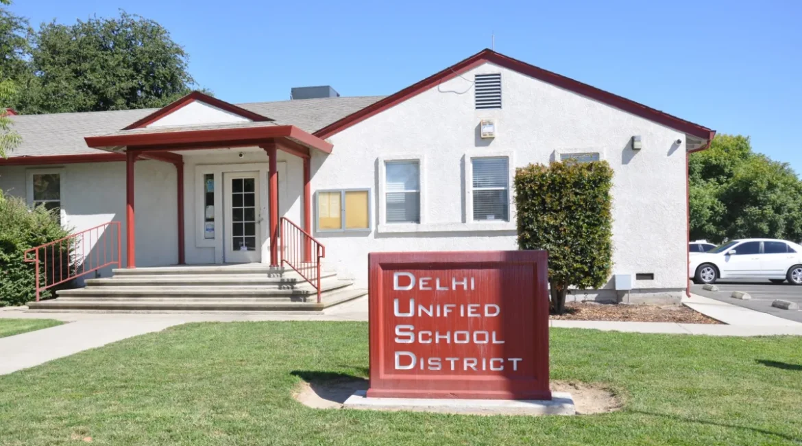 Delphia Unified School District HQ