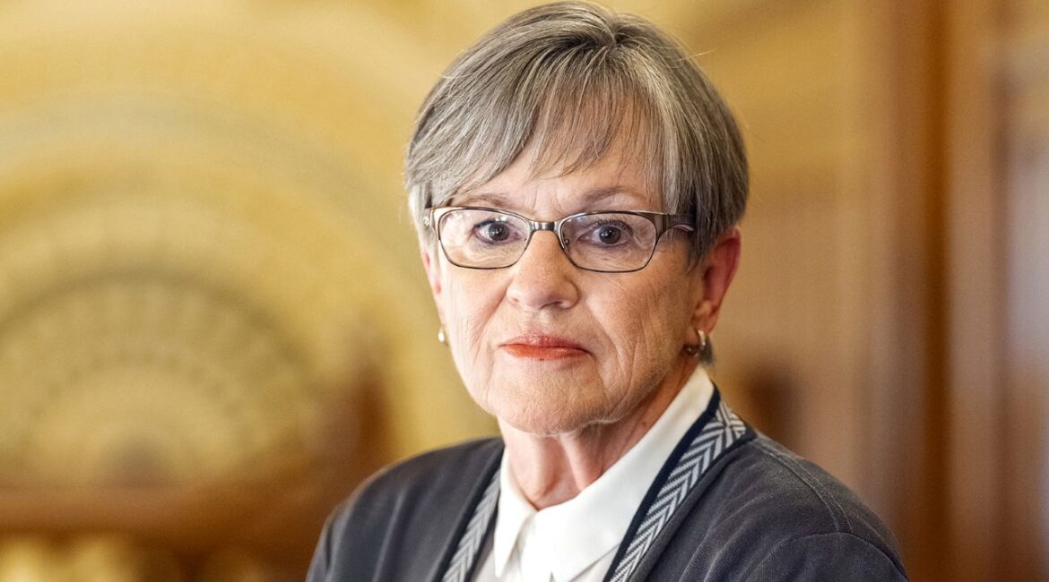 Portrait of Kansas Gov. Laura Kelly