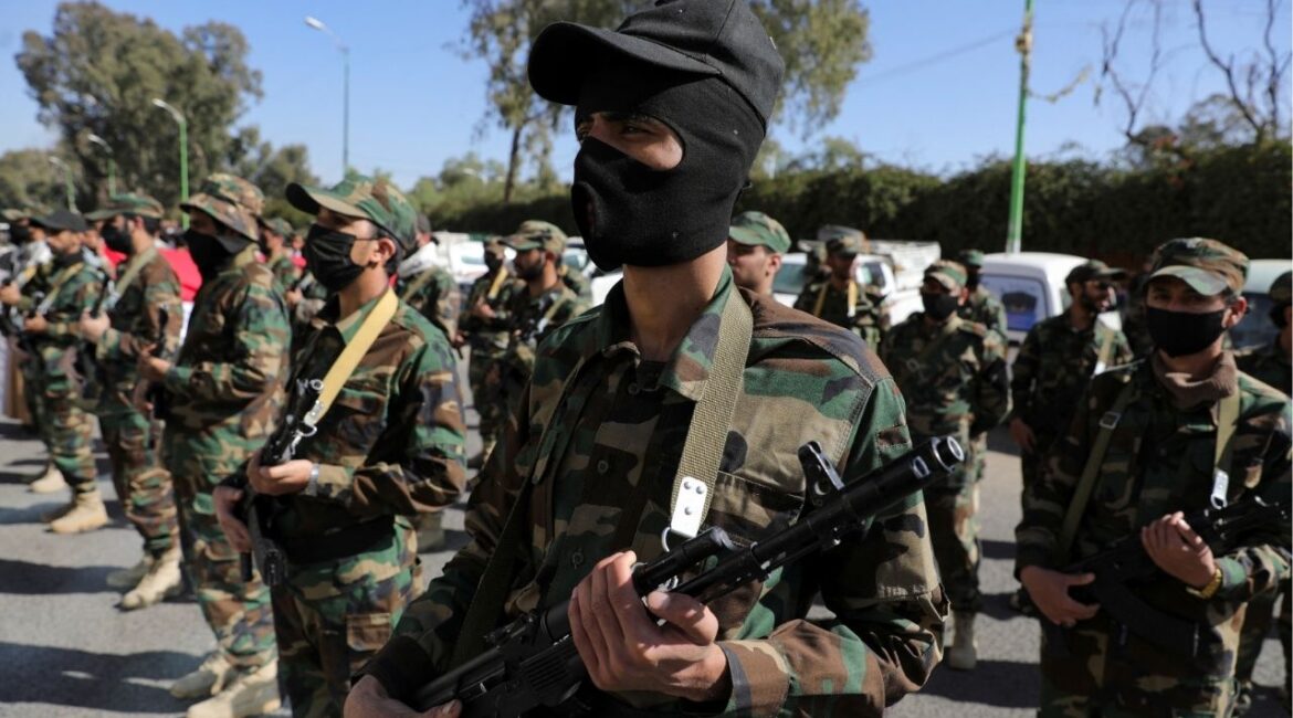 Houthi fighters take part in a parade for people who attended Houthi military training as part of a mobilization campaign, in Sanaa, Yemen December 18, 2024. (Reuters File)