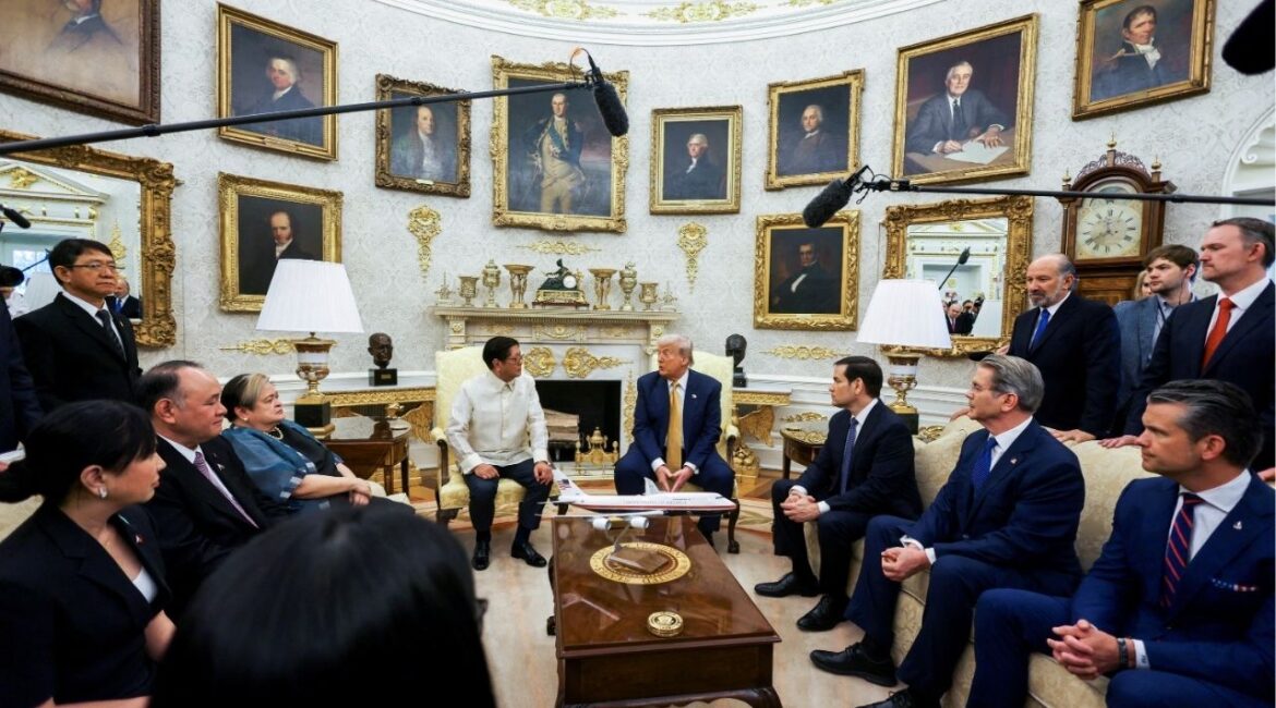 President Donald Trump, flanked by Treasury Secretary Scott Bessent, Secretary of State Marco Rubio and Defense Secretary Pete Hegseth, meets with Philippine President Ferdinand Marcos Jr., at the White House in Washington, D.C., U.S., July 22, 2025. (Reuters/Kent Nishimura)