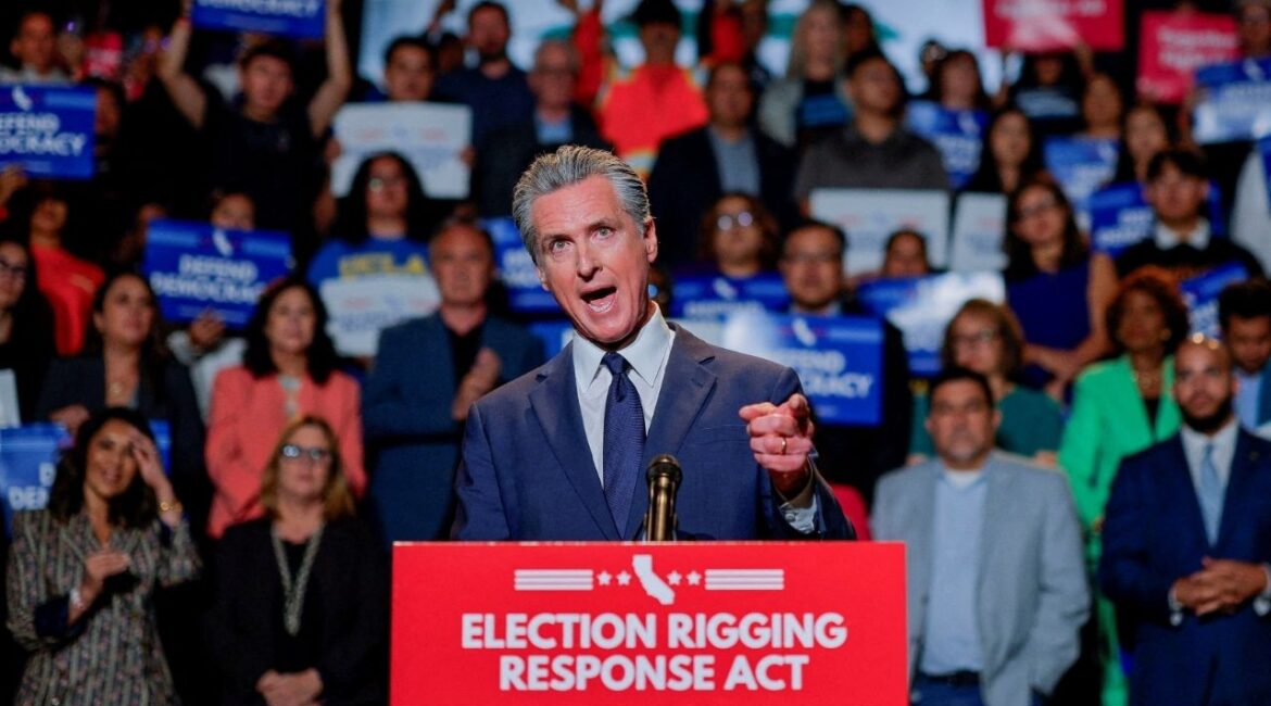 California Governor Gavin Newsom, along with local congressional representatives, state officials and supporters, speaks as he announces the redrawing of California's congressional maps, calling on voters to approve a ballot measure, in response to a similar move in Texas being supported by U.S. President Donald Trump, in Los Angeles, California, U.S., August 14, 2025. (Reuters File)