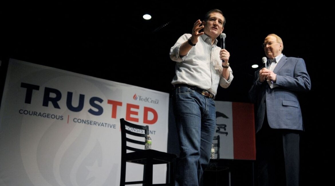Ted Cruz speaks with Dr. James Dobson (R), an evangelical Christian author, at a town hall at Winterset Stage in Winterset, Iowa January 4, 2016. (Reuters File)