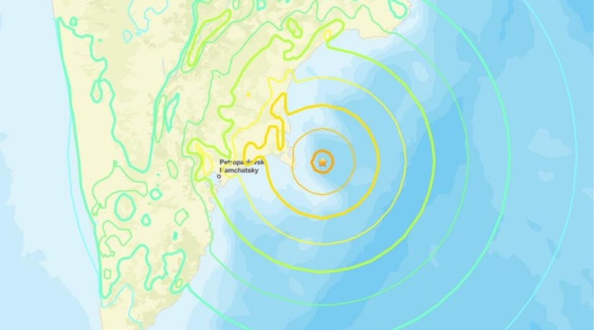 A magnitude 7.8 earthquake struck off Russia's Petropavlovsk-Kamchatsky region on Sept. 18, prompting a tsunami advisory for Alaska's Aleutian Islands, according to the U.S. Tsunami Warning System. (USA Today Network via Reuters)