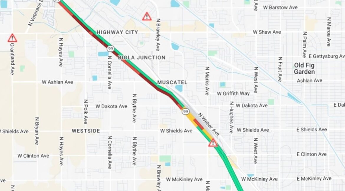 A multi-vehicle crash blocked two southbound lanes of Highway 99 near Clinton Avenue in Fresno, causing delays, Caltrans said. (Caltrans)