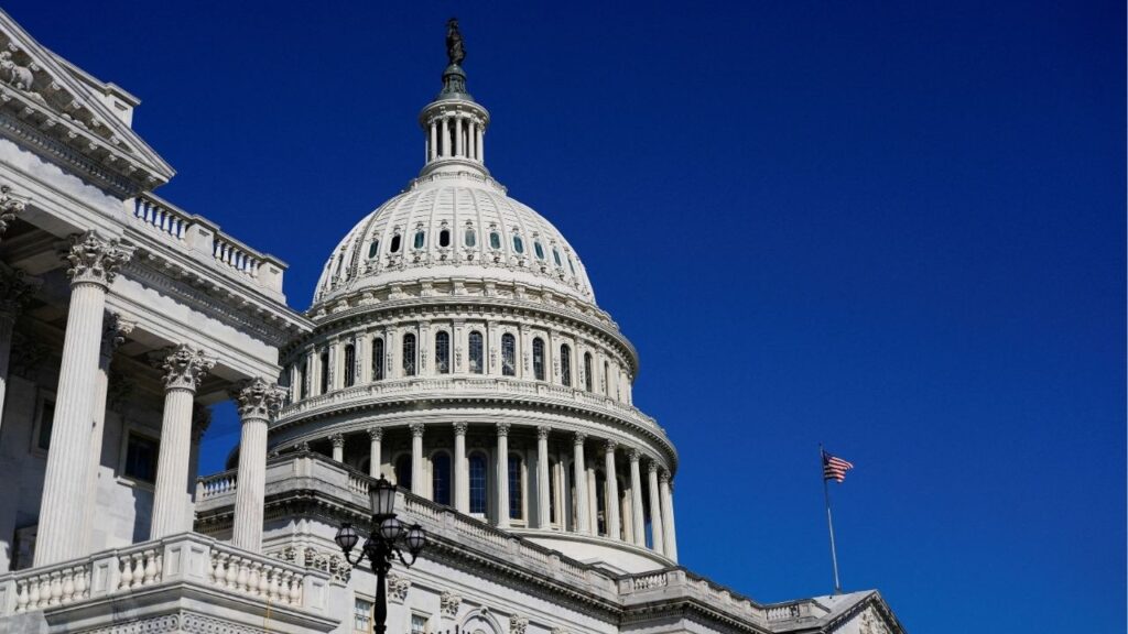 A view of the dome of the U.S. Capitol building, during a vote in the U.S. House of Representatives on a stopgap spending bill to avert a partial government shutdown that would otherwise begin October 1, on Capitol Hill in Washington, D.C. U.S., September 19, 2025. (Reuters/Kent Nishimura)