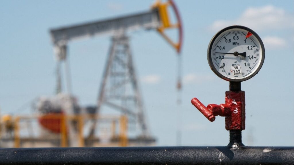 A view shows a pressure gauge near oil pump jacks outside Almetyevsk, in the Republic of Tatarstan, Russia July 14, 2025. (Reuters File)